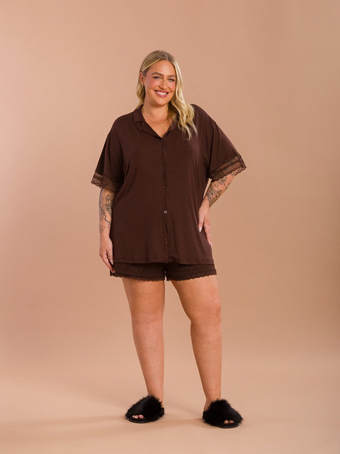 PIJAMA FEMININO PLUS SIZE CAMISARIA CURTA COM DETALHES EM RENDA