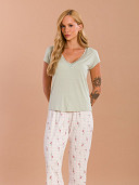 PIJAMA FEMININO CAPRI COM MANGA CURTA COM DETALHES EM RENDA